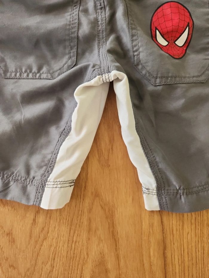 Short gris et blanc Spiderman 3 ans - photo numéro 10