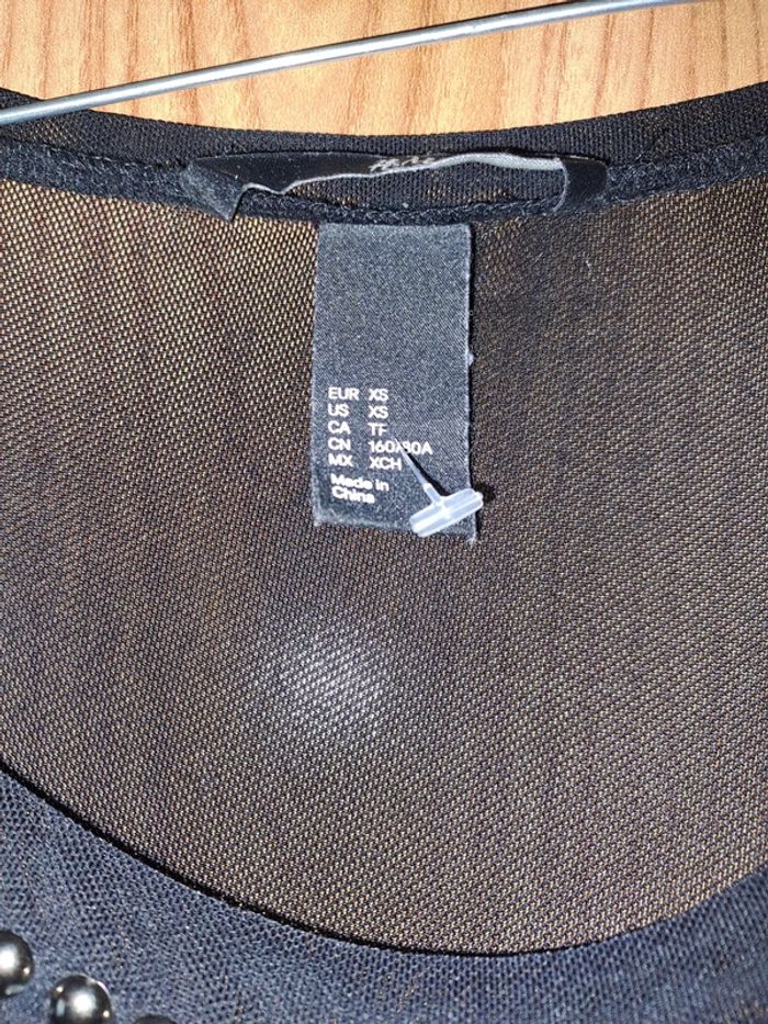 Tee shirt noir - photo numéro 3