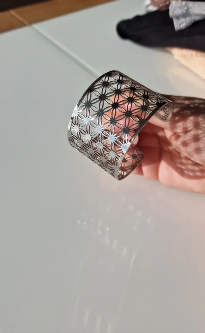 Bracelet manchette neuf