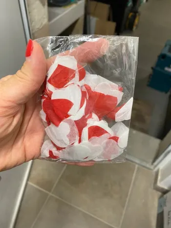 Lot 1000 coeurs en papier de soie blanc et rouge