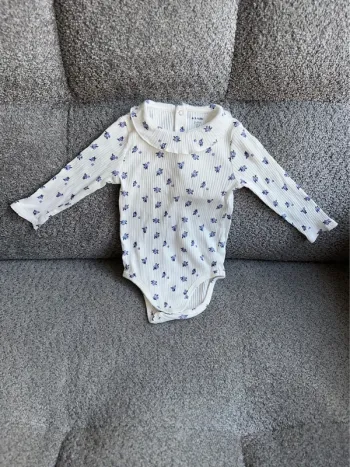 Bodie manches longues col Claudine blanc et violet Kiabi