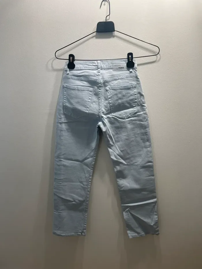 Jean mom bleu clair Pull & Bear – Taille 36 – Neuf avec étiquette - photo numéro 4