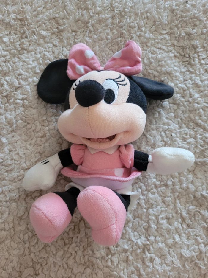 Peluche disney minie