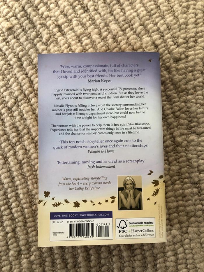 Livre anglais « Once in a Lifetime » de Cathy Kelly - photo numéro 2