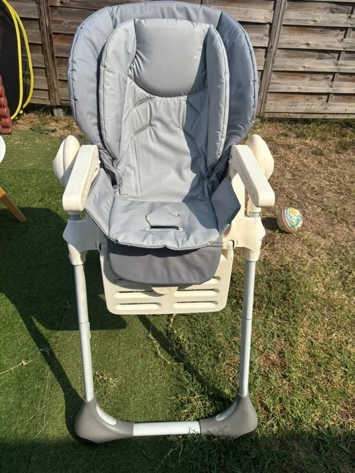 Chaise haute chicco polly 2 en 1 - photo numéro 5
