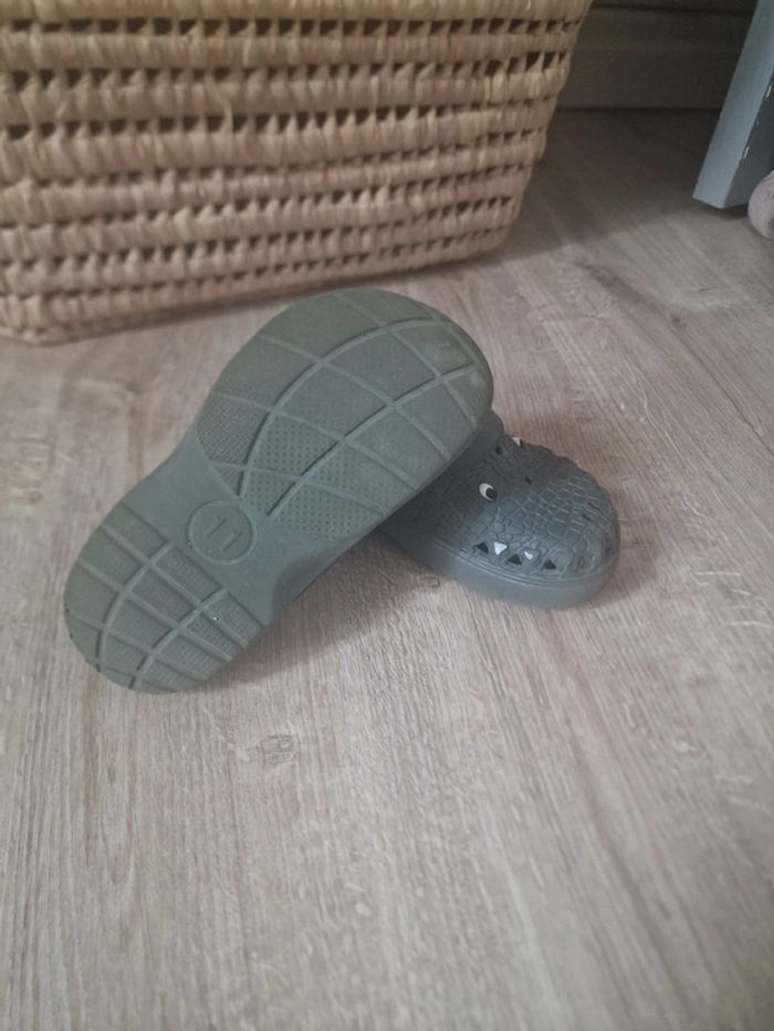 Sabot type crocs - photo numéro 2