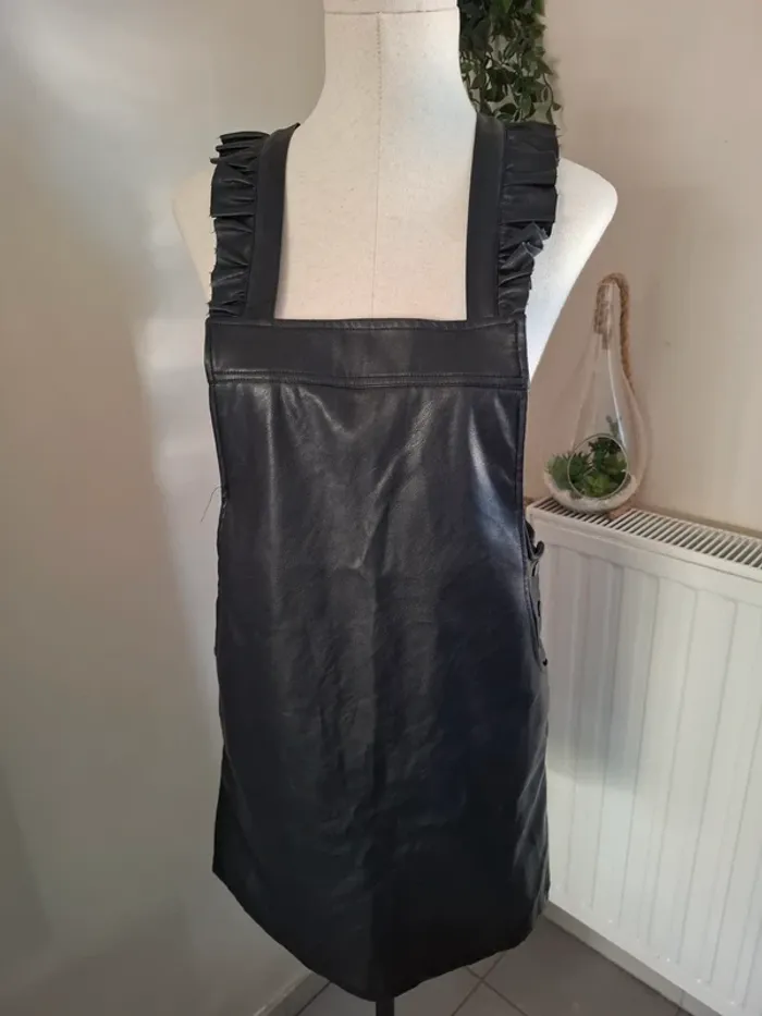 Robe chasuble noire Lovie & Co T36