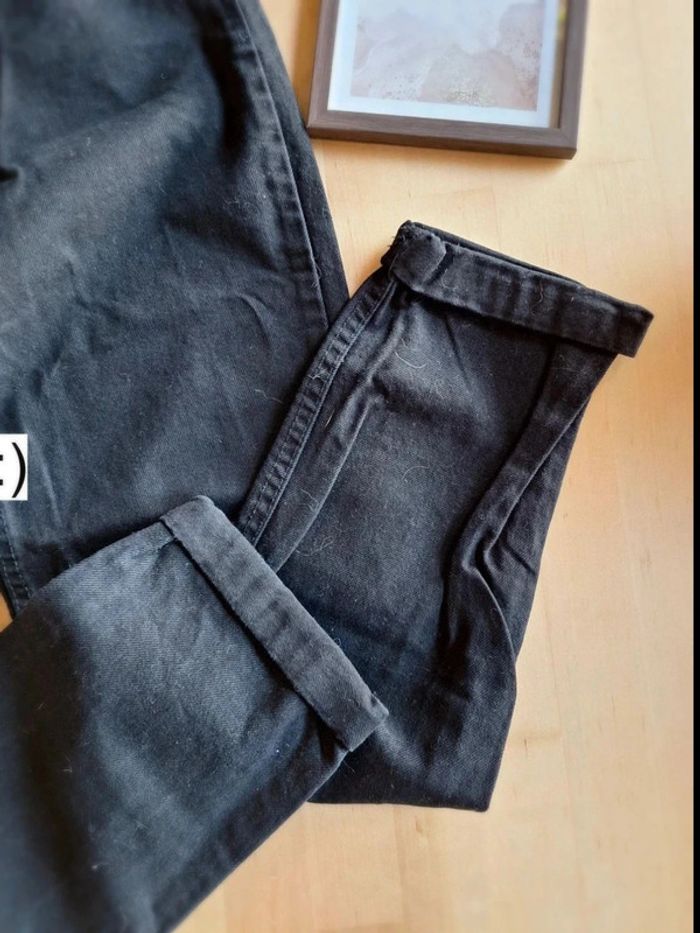 Jean pour femme taille XS Marque Bershka très bon état - photo numéro 2