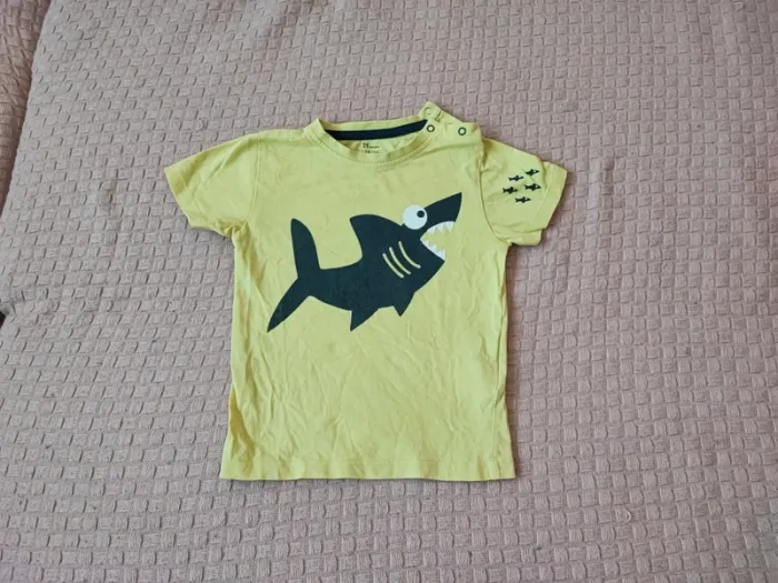 Lot t-shirts 18 mois - photo numéro 3