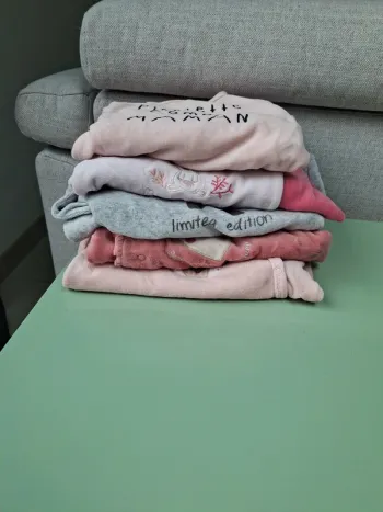 Lot de 5 pyjamas velours 12 mois fille