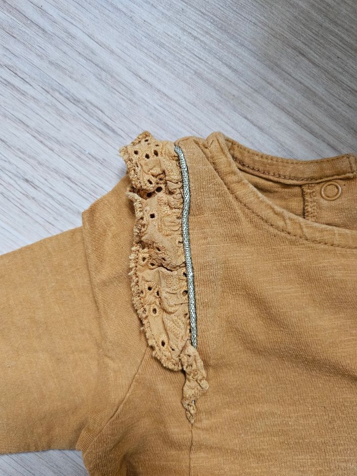 Tee shirt Moutarde Tape à l’œil 6 mois 🌸 - photo numéro 3