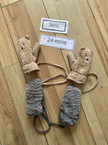 Lot paires de moufles chaudes isotoner