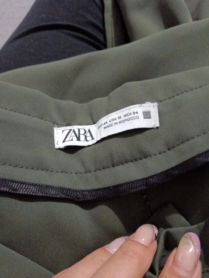 C61 pantalon vert Zara 44 - photo numéro 3