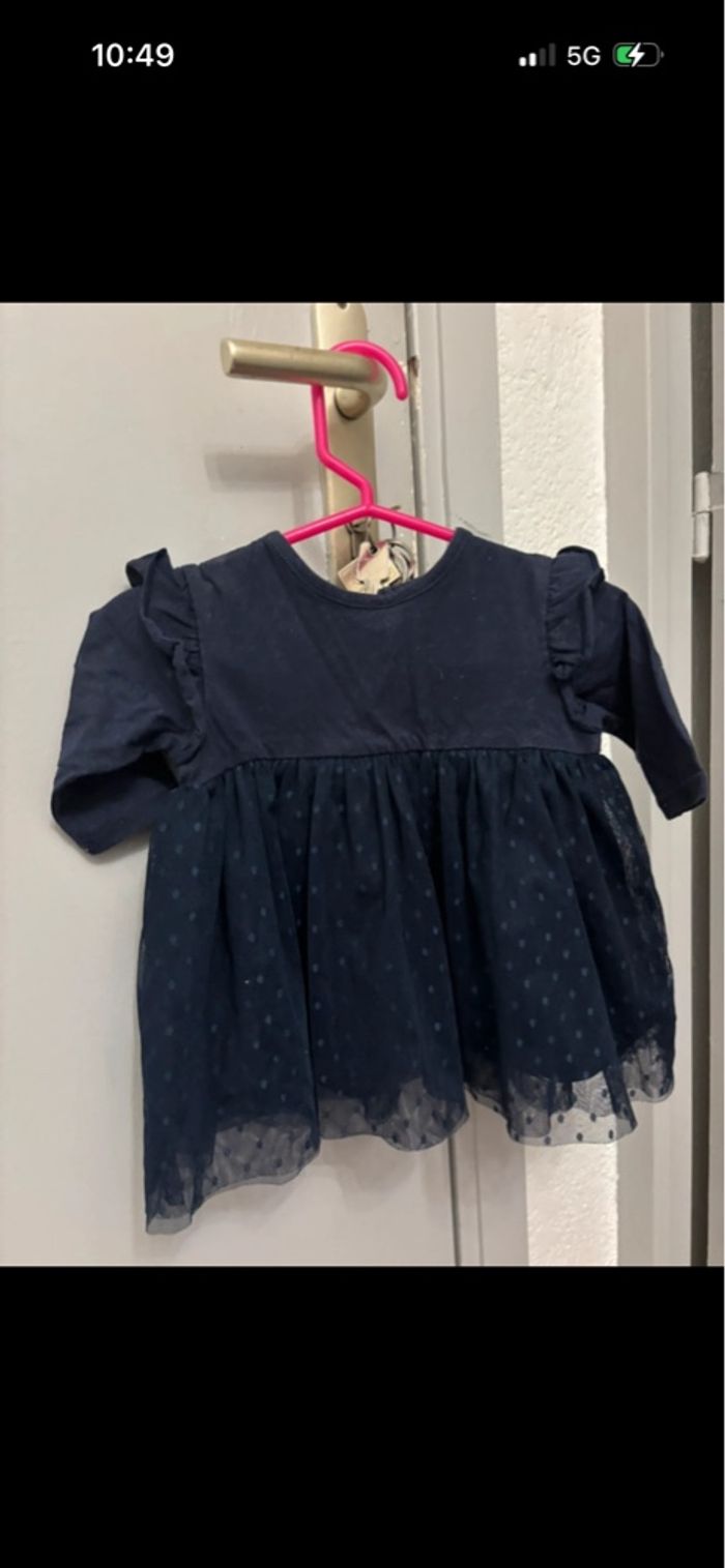 2 robes en tulle manches longues 3 mois - photo numéro 2