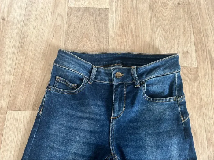 Liu jo jean bleu brut, bas de jambes, imprimé léopard - photo numéro 3
