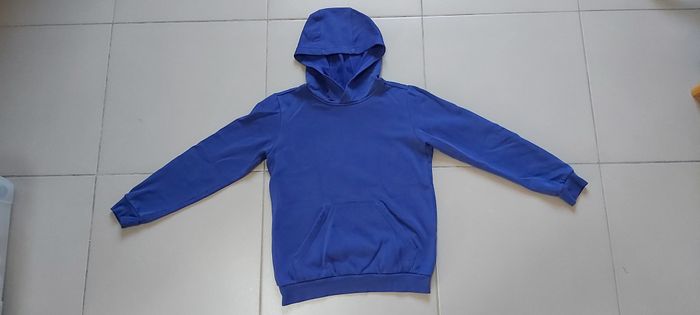 Sweat à capuche 11/12 ans