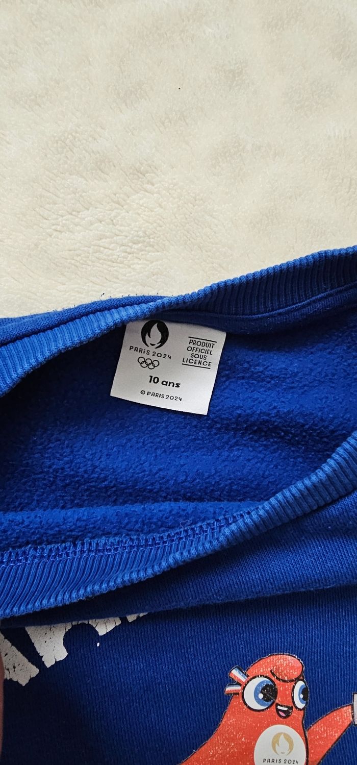 Pull enfant  JO paris 2024 taille 10 ans - photo numéro 5