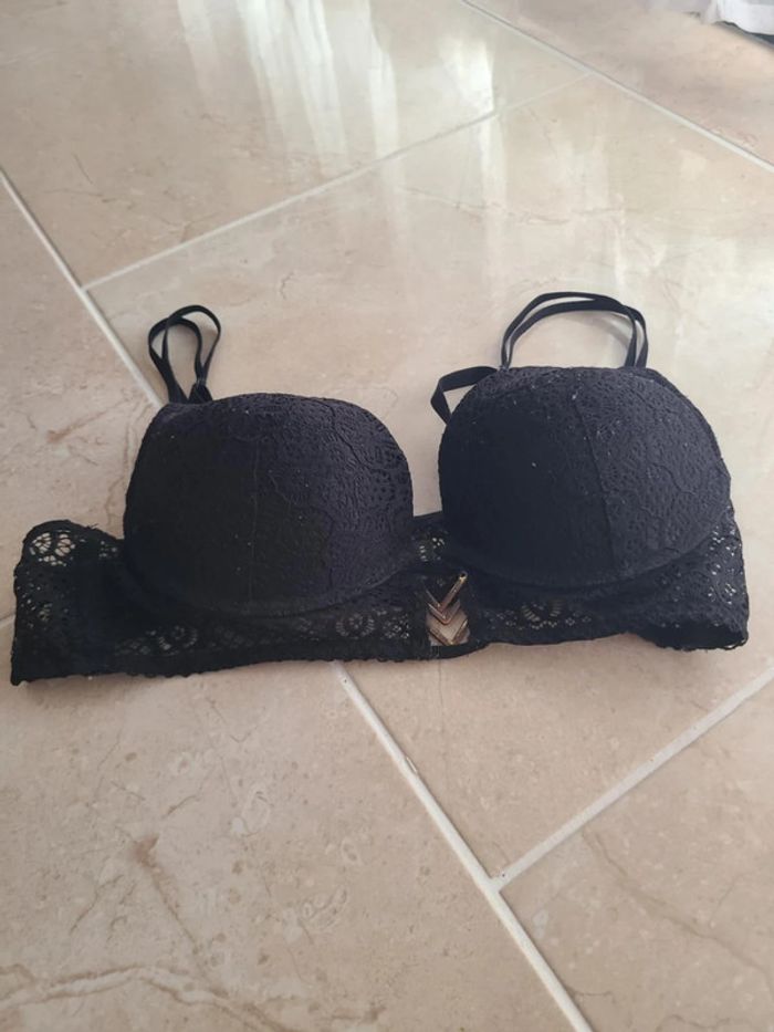 Soutien-gorge noir • 95C • Undiz