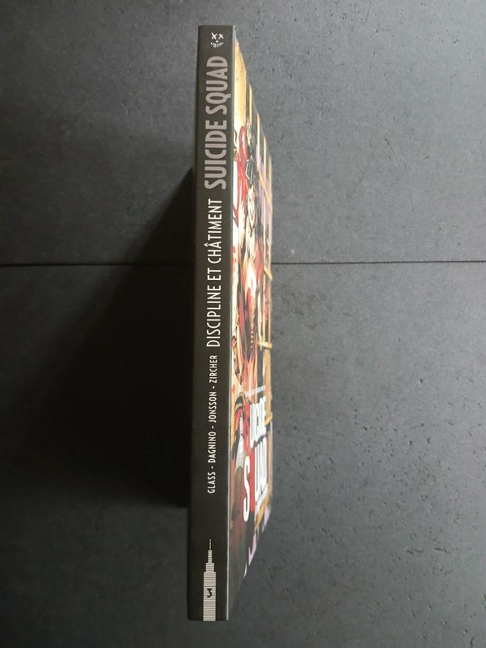 Bd suicide squad 3 - photo numéro 2