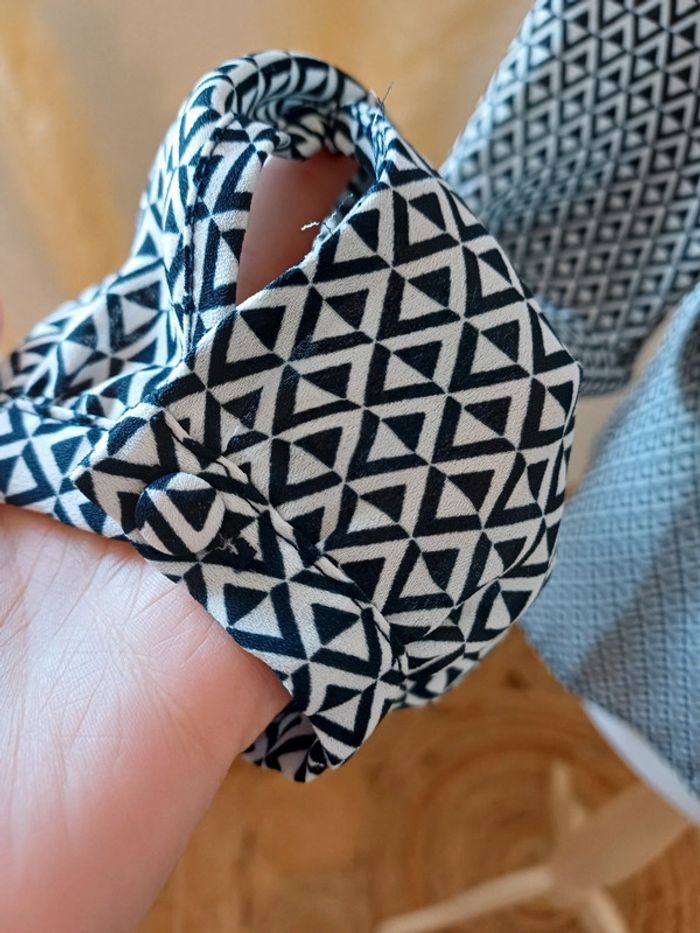 Blouse noire et blanche à motifs Kiabi taille L 40 - photo numéro 5