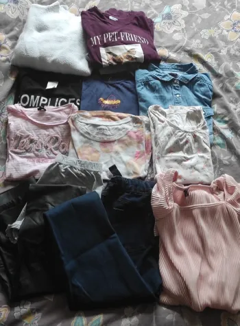 Lot de vêtements fille 10 ans