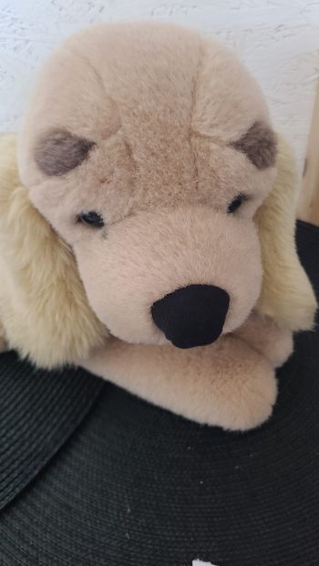 peluche chien beige couché trudi vintage