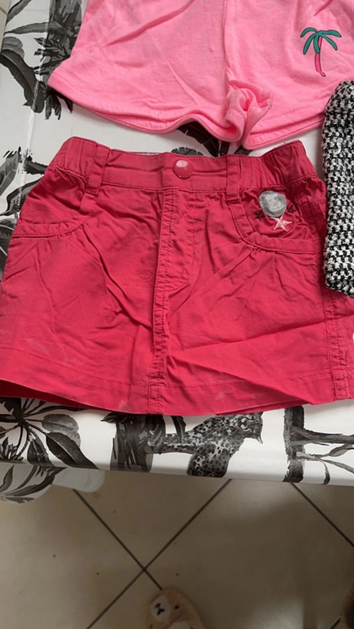 Lot de 2 short et 1 jupe 12 mois - photo numéro 3