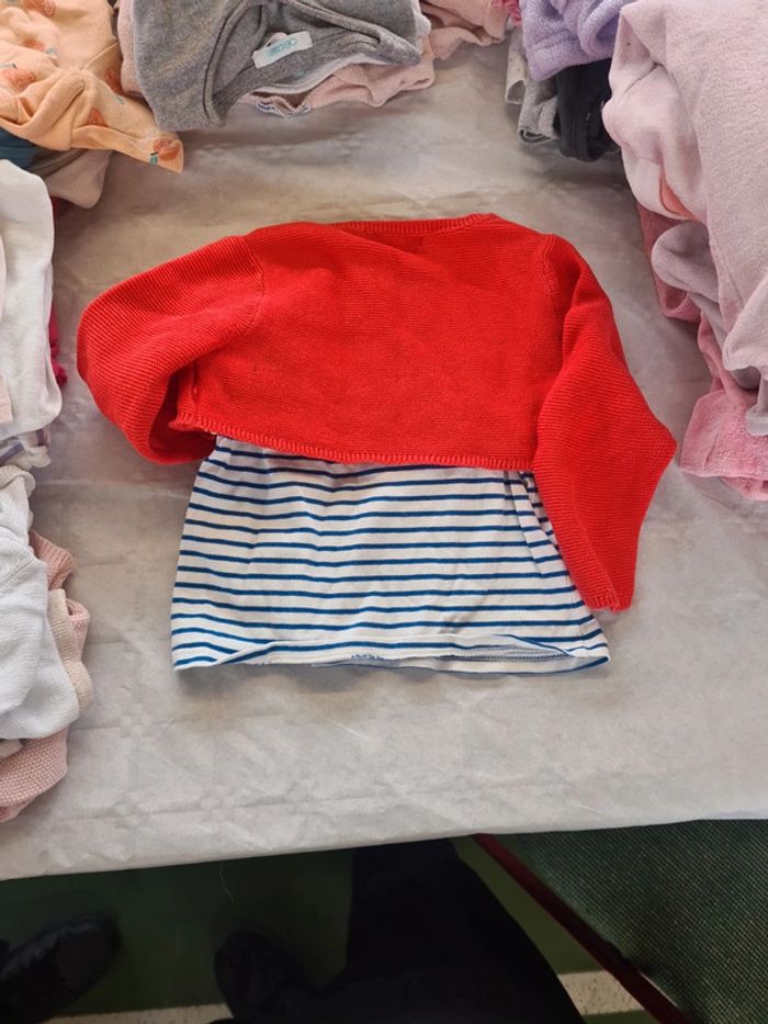 Tee-shirt et boléro - photo numéro 4