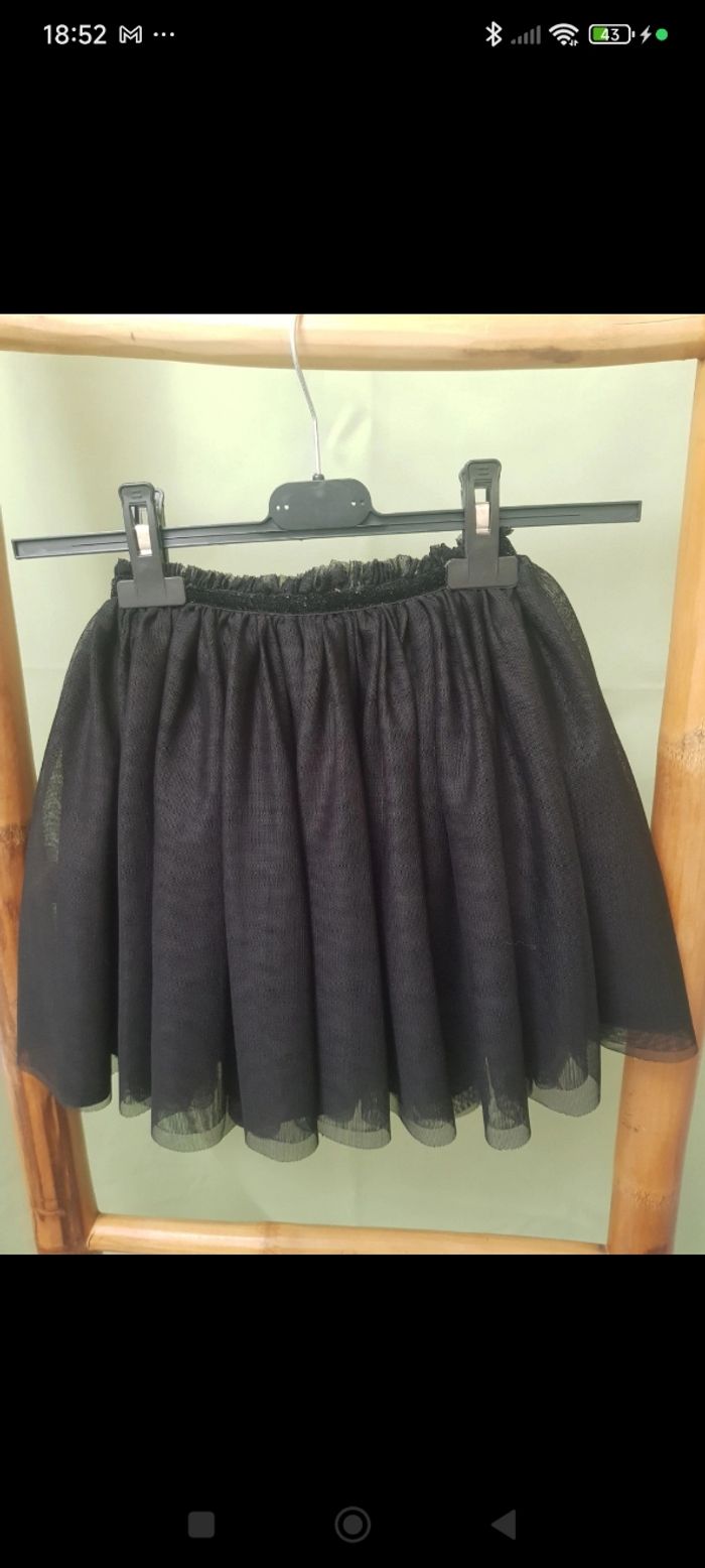 Jupe noire en tulle pailleté - H&M - Taille 7/8 ans - photo numéro 2