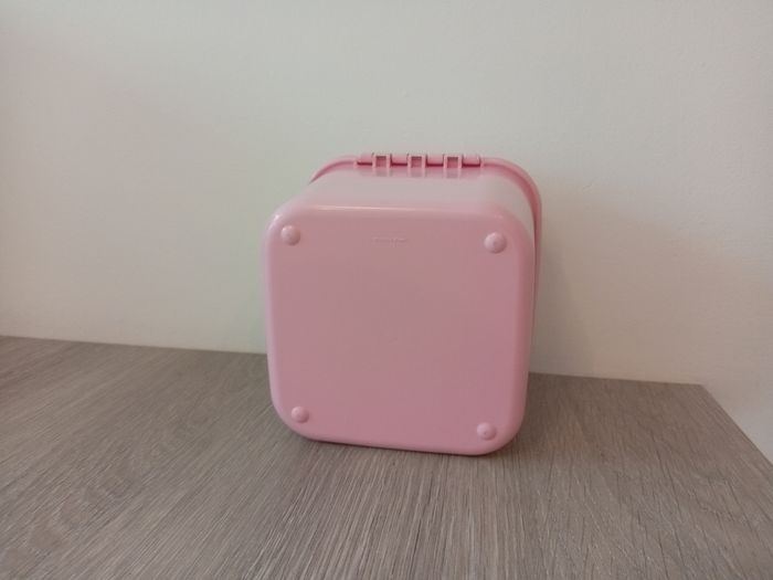 Boîte / box hello kitty - photo numéro 4