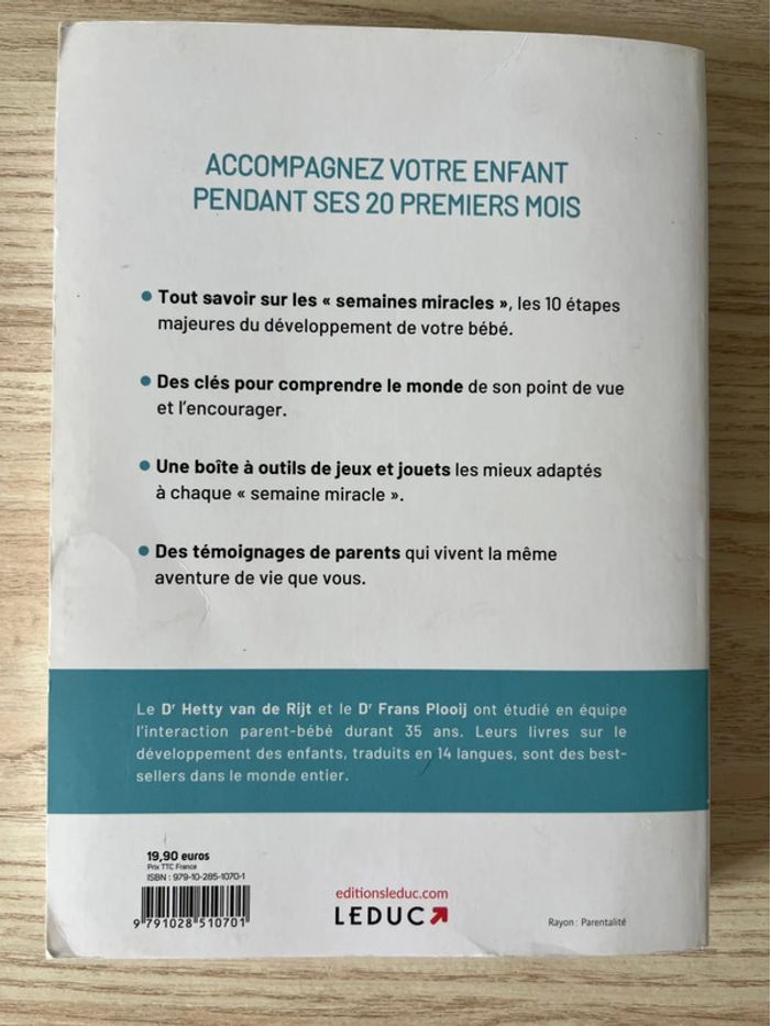 Le développement de bébé le grand livre - Dr Hetty Van de Rijt et Dr Frans Plooij - photo numéro 2
