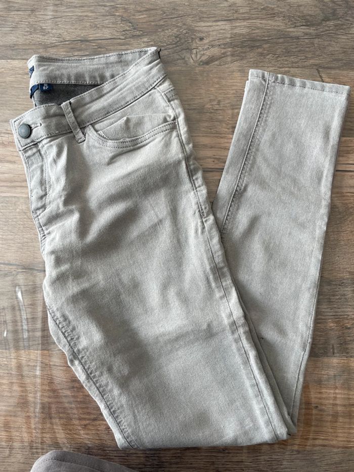 Jean gris