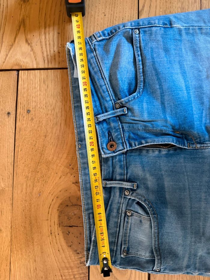 Short Levi ´S en bon état taille 38 bleu - photo numéro 6