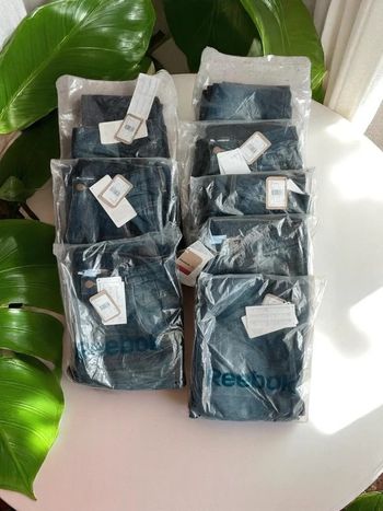 Lot revendeur 8 jeans Reebook