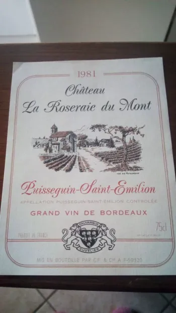étiquette de vin château la Roseraie du Mont puissegain saint Émilion 1981 neuve