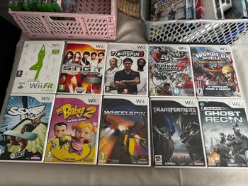 Lot de 10 jeux de wii