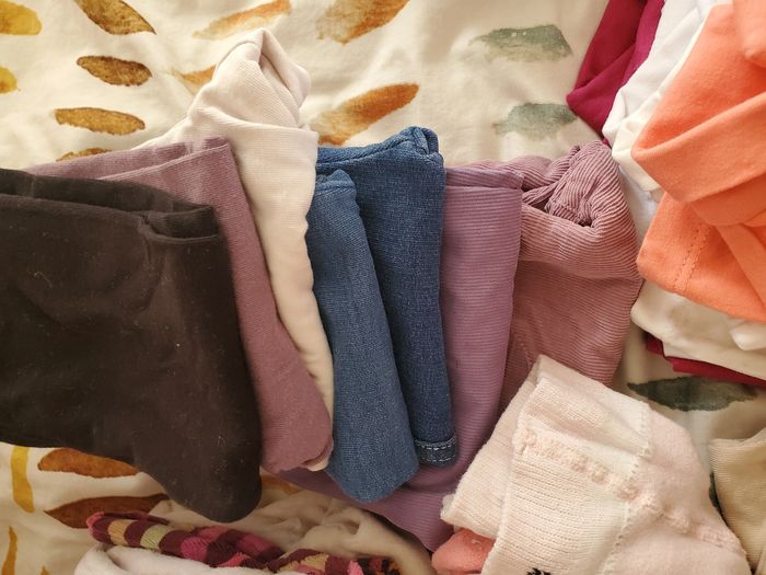 Gros lot 56 vêtements 6M - photo numéro 4