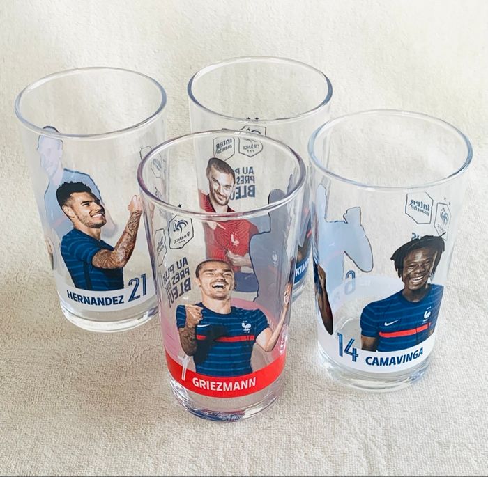 Lot 4 verres équipe de France en verre