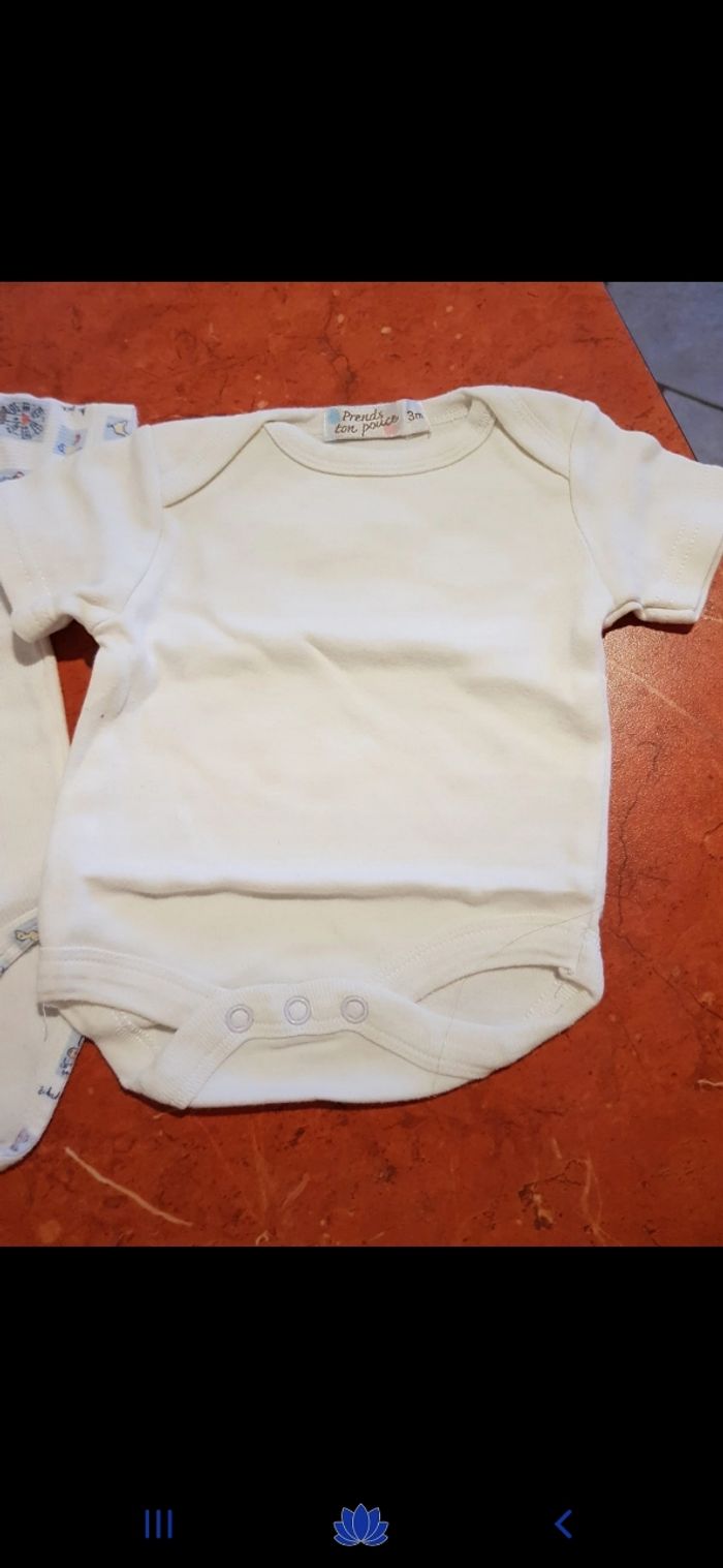 Lot de 3 bodies bébé taille 3 mois - photo numéro 4