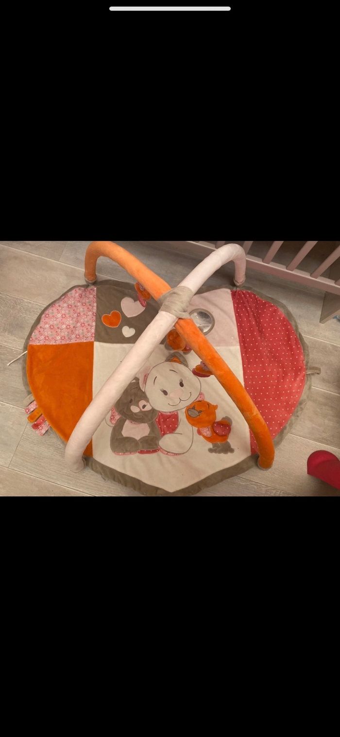 Tapis d’éveil noukies collection iris et babette