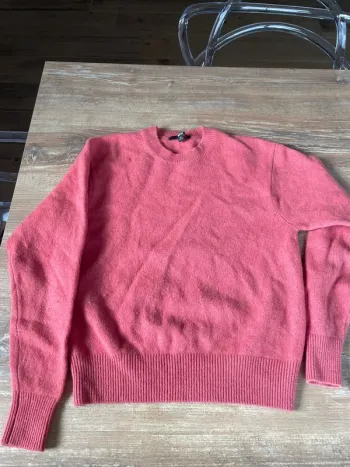 Pull Uniqlo XS