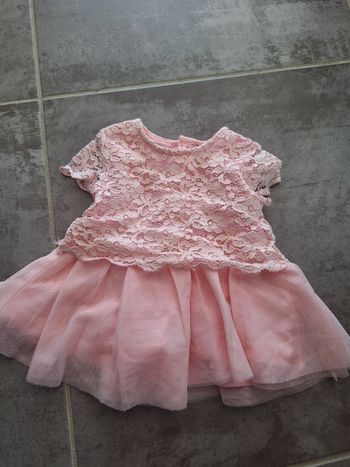 Robe rose 3 mois