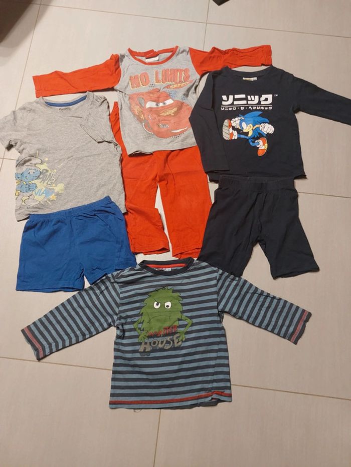 Lot de pyjamas