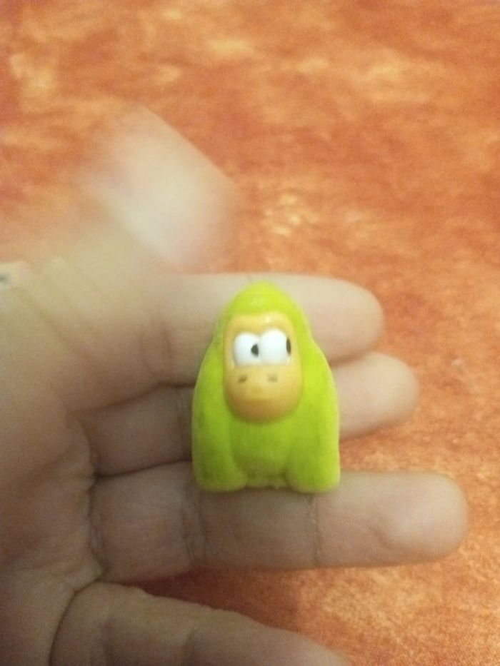 Lot de 8 figurines, Kinder, Piny pon et autres - photo numéro 14