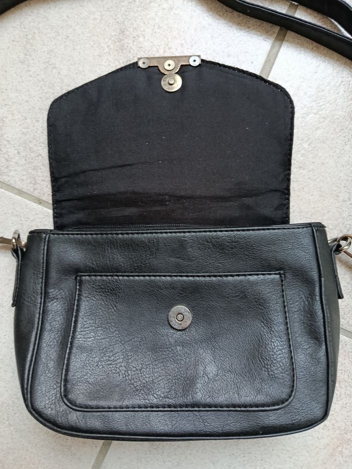 Sac noir - photo numéro 2