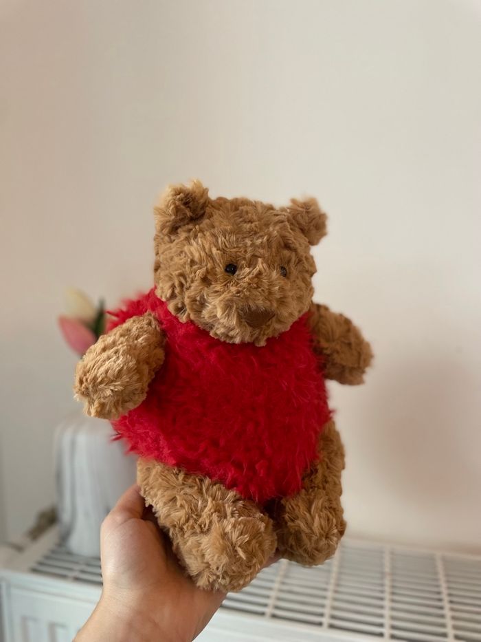 Peluche Jellycat Bartholomew Bear HeartRobe - photo numéro 10