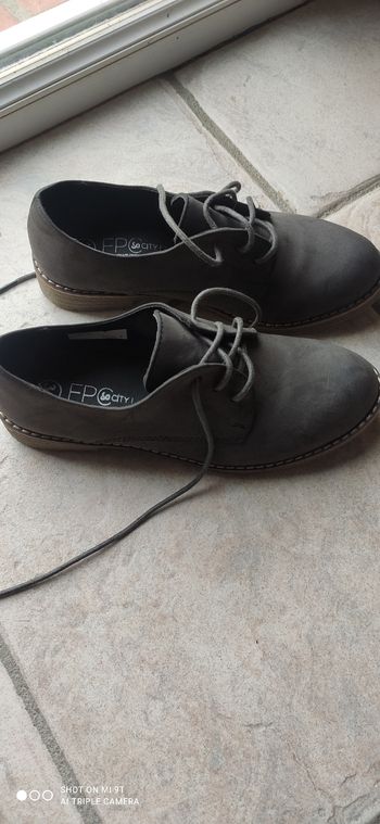 Chaussures neuves T 36