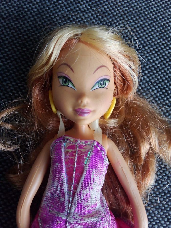 Flora winx - photo numéro 2