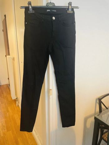 Pantalon noir basic skinny Zara