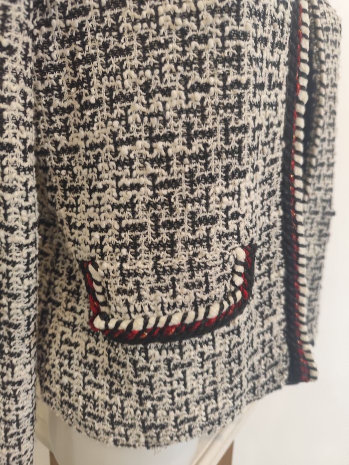 Veste neuve - photo numéro 2